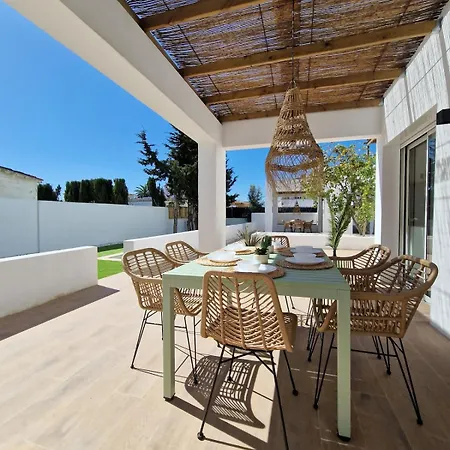 Gorgot With A Pool And Private Parking Villa *