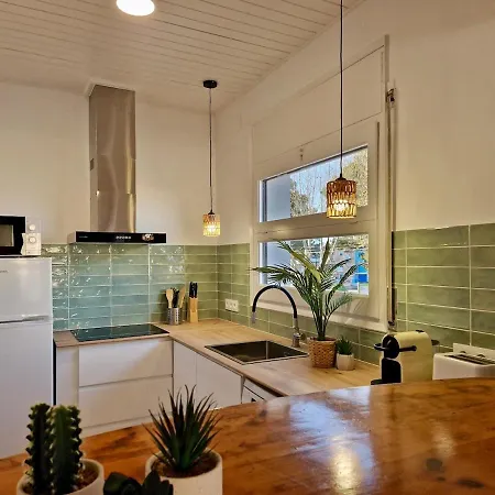 Gorgot With A Pool And Private Parking *