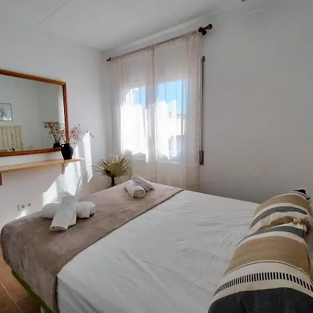 Gorgot With A Pool And Private Parking Willa Empuriabrava