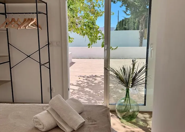Gorgot With A Pool And Private Parking Villa